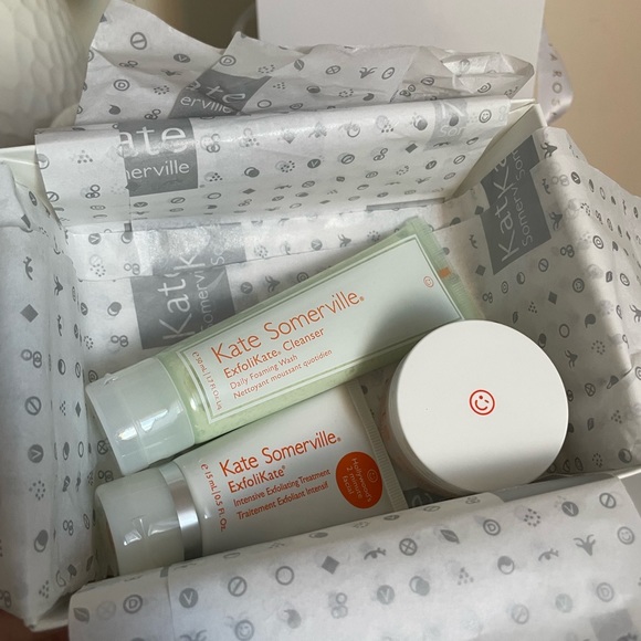 KATE SOMERVILLE EXFOLIKATE KIT - Picture 4 of 4